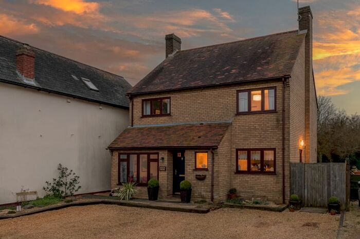 4 Bedroom Detached House For Sale In Crowfield, Brackley, NN13