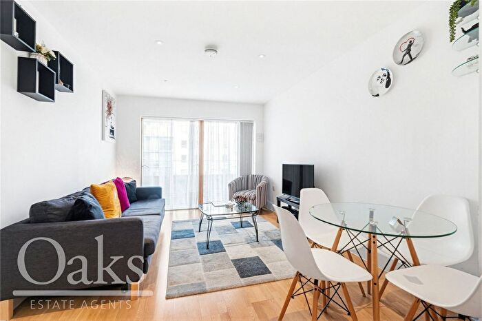 1 Bedroom Flat For Sale In Derry Court, Streatham High Road, SW16