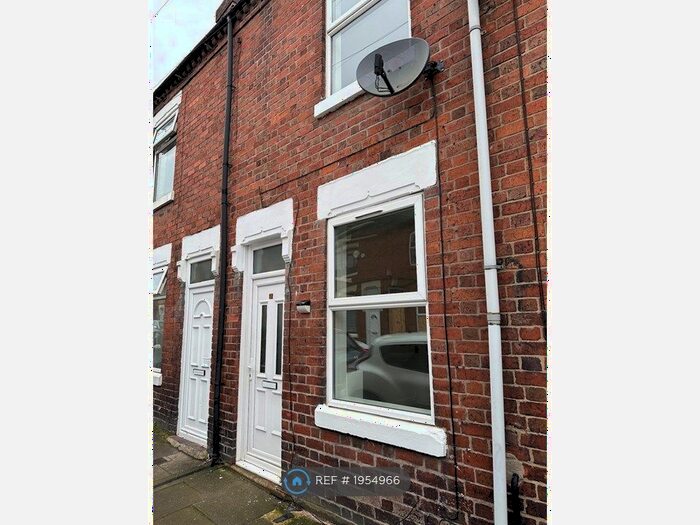 2 Bedroom Terraced House To Rent In Chilton Street, Stoke-On-Trent, ST4