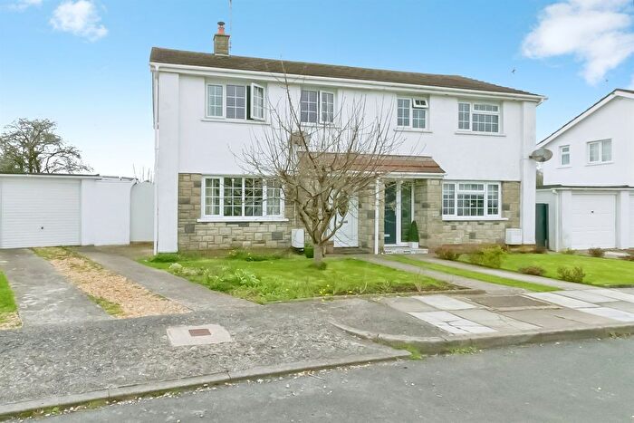 3 Bedroom Semi-Detached House For Sale In Brookside, Treoes, CF35