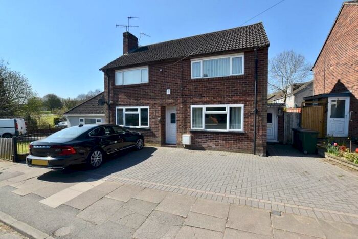 2 Bedroom Maisonette To Rent In Buckingham Rise, Coventry - Bedroom Maisonette With Driveway & Private Garden, CV5