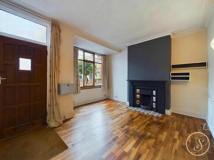 2 Bedroom Terraced House To Rent In Greenwood Mount, Leeds, LS6
