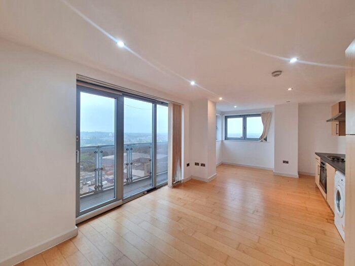 1 Bedroom Flat To Rent In Navigation Street, Leicester, LE1