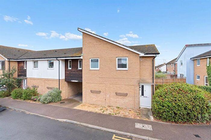 1 Bedroom Coach House For Sale In Olympia Way, Whitstable, CT5
