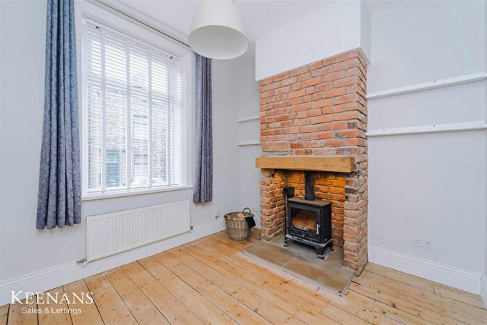 3 Bedroom Terraced House To Rent In Schofield Road, Rossendale, BB4