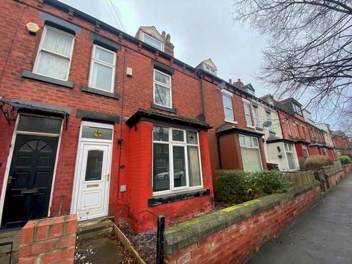 3 Bedroom House To Rent In Victoria Avenue, Leeds, LS9