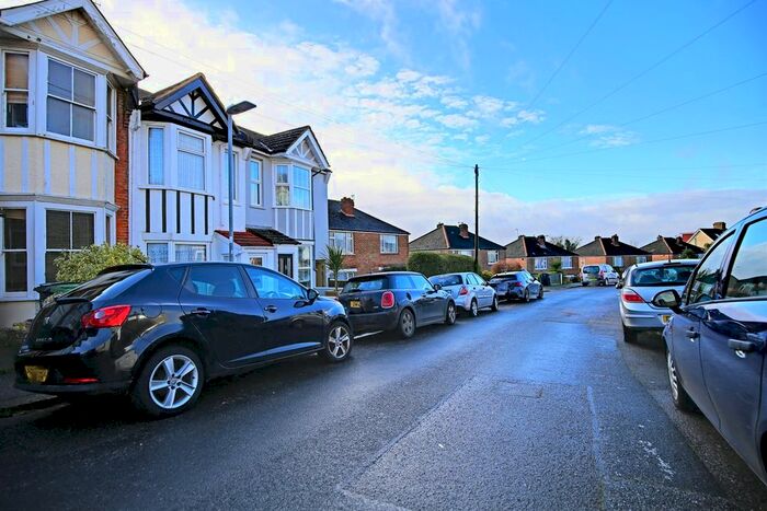 3 Bedroom Terraced House To Rent In Greville Road, Hastings TN35