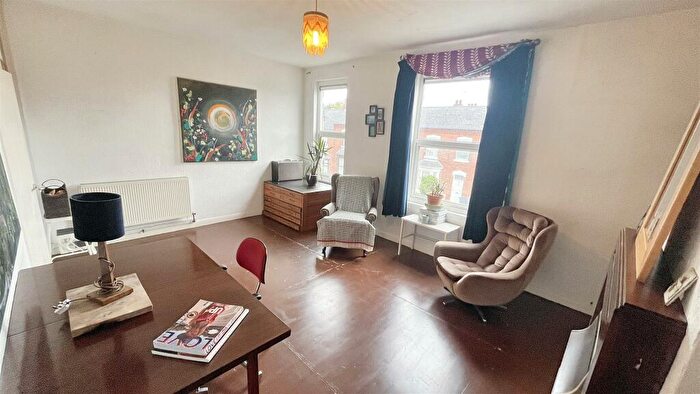 1 Bedroom Flat For Sale In Kingswood Road, Moseley, B13