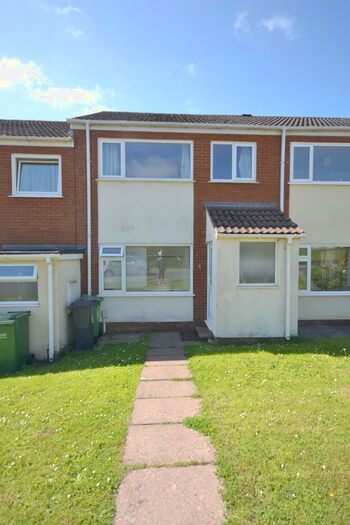 2 Bedroom Terraced House To Rent In Chancel Court, Exeter, EX4