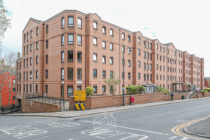 2 Bedroom Apartment For Sale In Dalhousie Court, West Graham Street /, Glasgow, G4