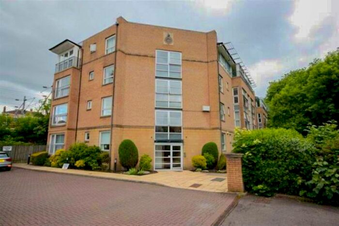 2 Bedroom Flat To Rent In Dyce Lane, Glasgow, G11