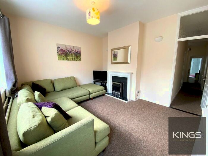 4 Bedroom Terraced House To Rent In St. Georges Road, Southsea, PO4