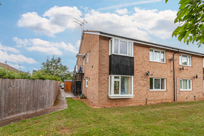 2 Bedroom Flat For Sale In Spencer Road, Rendlesham, IP12