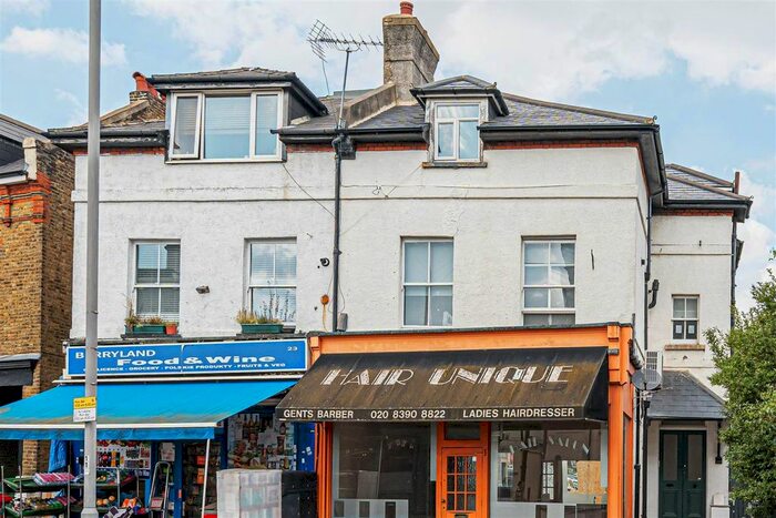 1 Bedroom Flat To Rent In Berrylands Road, Berrylands, Surbiton, KT5