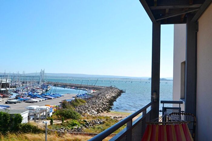 2 Bedroom Flat To Rent In Hamworthy, BH15