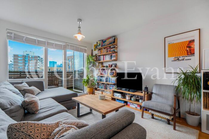 1 Bedroom Apartment To Rent In Guthridge Close, Poplar, E14