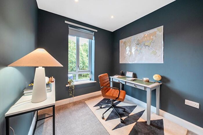 4 Bedroom Town House To Rent In Casa By Moda - Abbey Court, Tannery Row Leeds, LS5