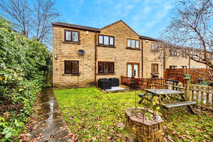 3 Bedroom Semi-Detached House For Sale In The Grange, Dalton, Huddersfield, West Yorkshire, HD5
