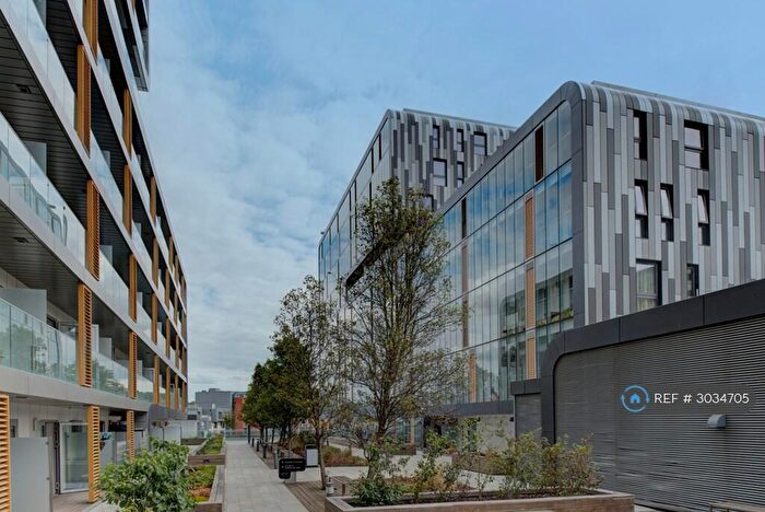 2 Bedroom Flat To Rent In Love Lane, London, SE18