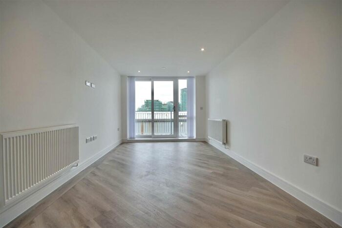 1 Bedroom Flat To Rent In Mumby Road, Gosport, PO12