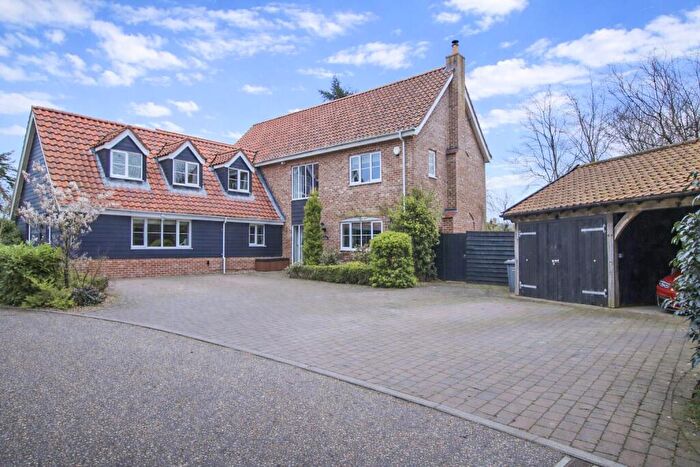 5 Bedroom Detached House For Sale In Leiston, Suffolk, IP16
