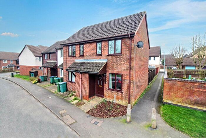 1 Bedroom House For Sale In Magpie Way, Winslow, MK18