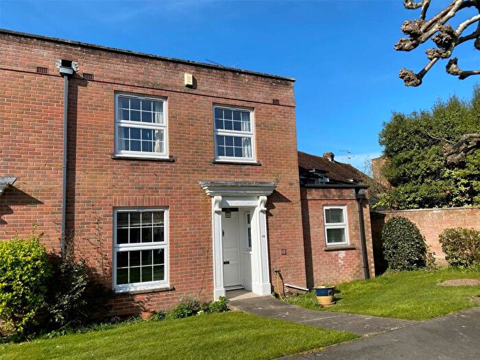 3 Bedroom End Of Terrace House For Sale In Wykeham Place, Lymington, Hampshire, SO41
