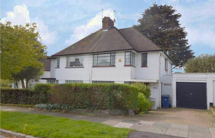 3 Bedroom Semi-Detached House To Rent In Howard Walk, Hampstead Garden Sububrb, London, N2