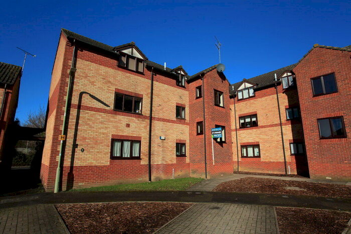 2 Bedroom Apartment To Rent In Broome Way, Banbury, Oxon, OX16