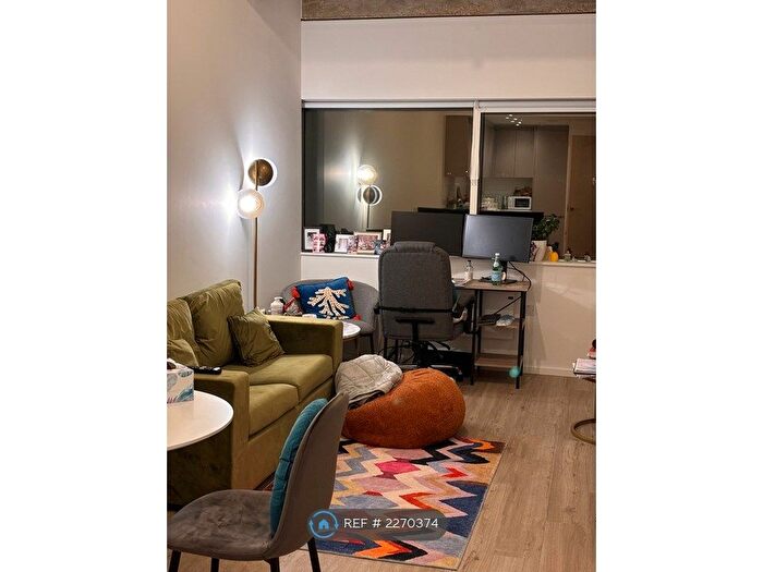 1 Bedroom Flat To Rent In Station House, Milton Keynes, MK9