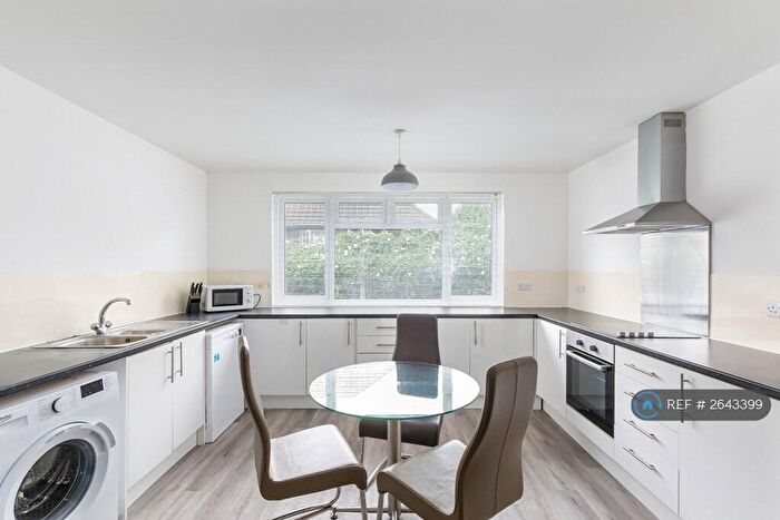 6 Bedroom Semi-Detached House To Rent In Elm Grove, Brighton, BN2