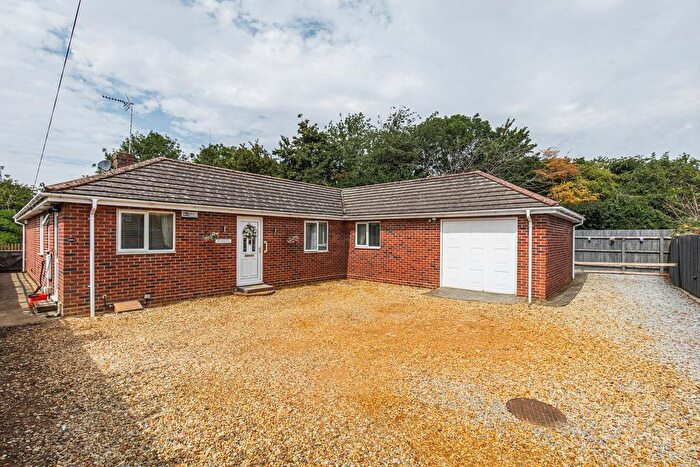 2 Bedroom Detached Bungalow For Sale In Ramnoth Road, Wisbech, Cambs, PE13