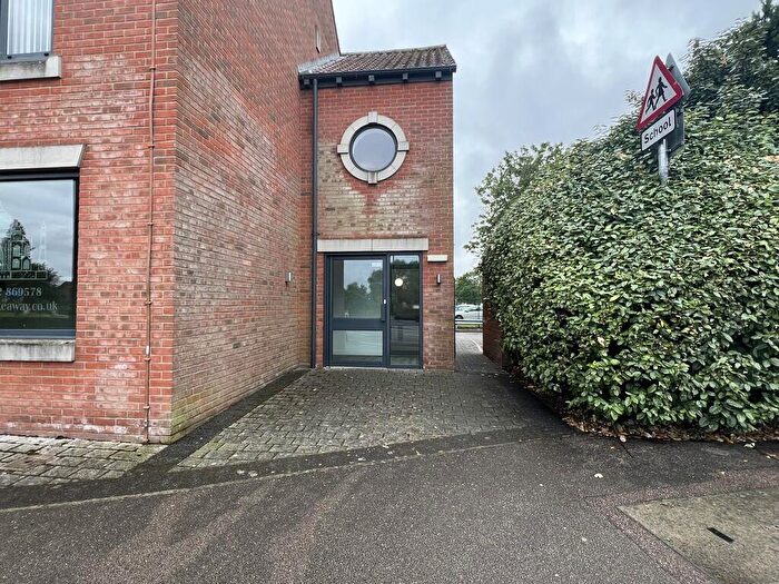 2 Bedroom Flat To Rent In Muntjac Way, Witham St. Hughs, LN6