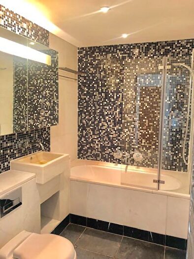 2 Bedroom Apartment To Rent In Ability Place, South Quay, Cross Harbour, Canary Wharf, London, E14