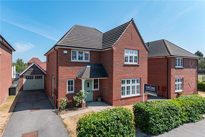4 Bedroom Detached House For Sale In Appleyard Lane, Morley, Leeds, West Yorkshire, LS27