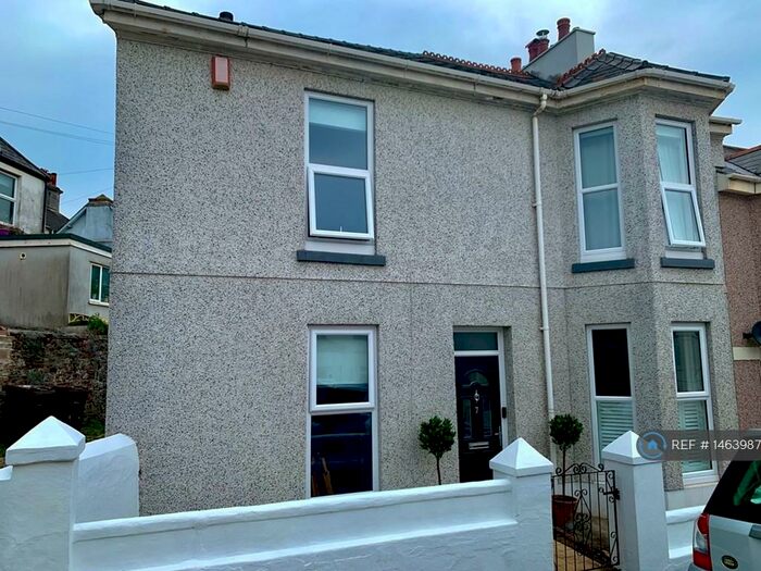 3 Bedroom End Of Terrace House To Rent In West Hill Road, Plymouth, PL4