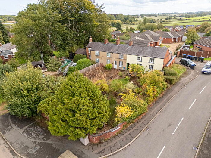 3 Bedroom End Of Terrace House For Sale In Chambers Row, Northampton, NN6