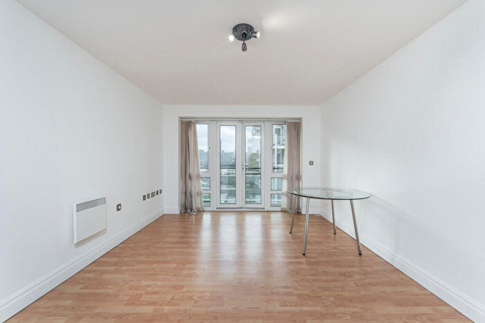 1 Bedroom Flat To Rent In St. Davids Square, Cubitt Town, E14