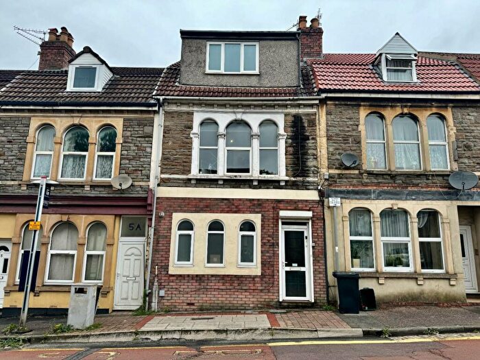 1 Bedroom Flat To Rent In Clouds Hill Road, St George, Bristol, BS5