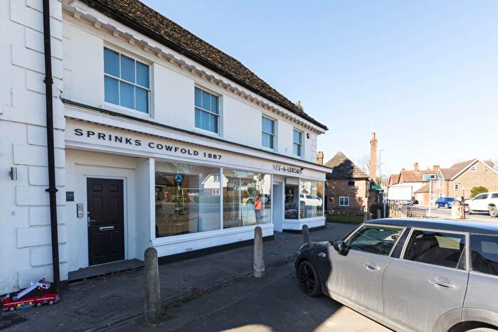 2 Bedroom Flat To Rent In The Street, Cowfold, RH13