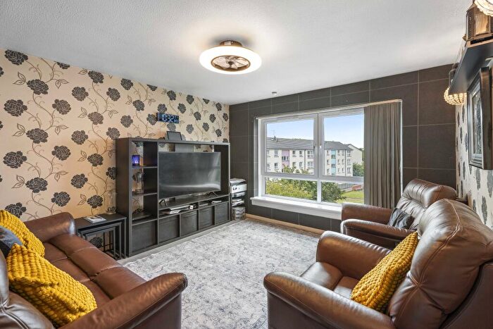 3 Bedroom Flat For Sale In / Westburn Grove, Wester Hailes, Edinburgh, EH14