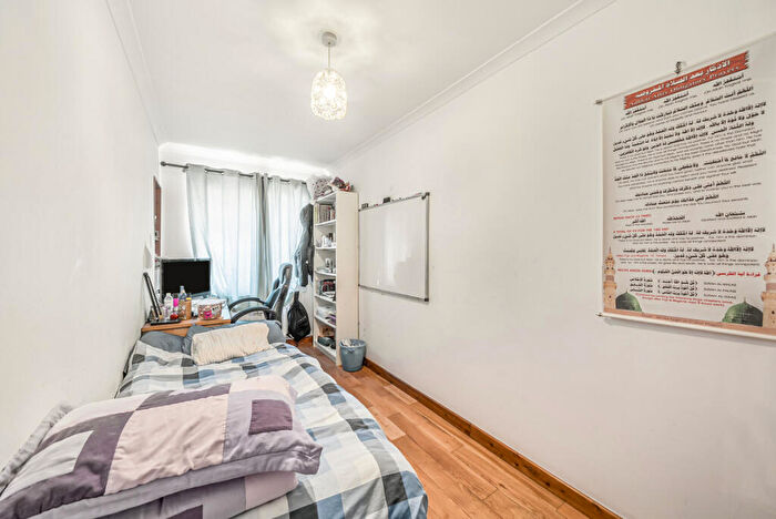 5 Bedroom Semi-Detached House For Sale In Mead Close, Harrow, HA3