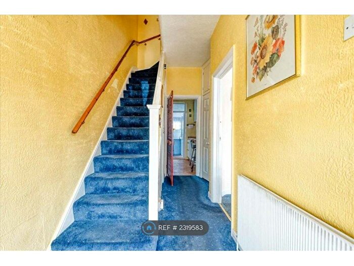 3 Bedroom Terraced House To Rent In Cranley Road, Ilford, IG2