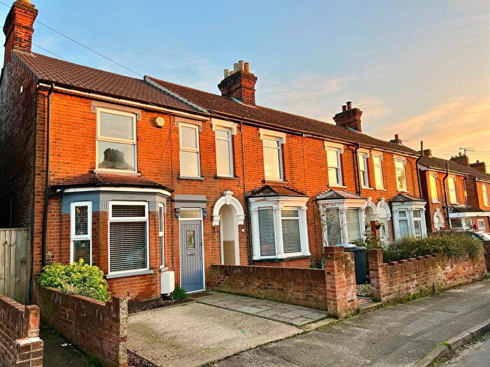 3 Bedroom End Of Terrace House For Sale In Wellesley Road, Ipswich, IP4