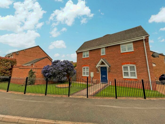 3 Bedroom Semi-Detached House To Rent In Tremelay Drive, Tile Hill, Coventry, CV4