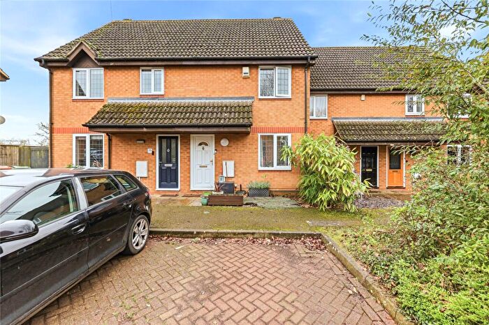 2 Bedroom Terraced House For Sale In Willow Way, Toddington, Bedfordshire, LU5