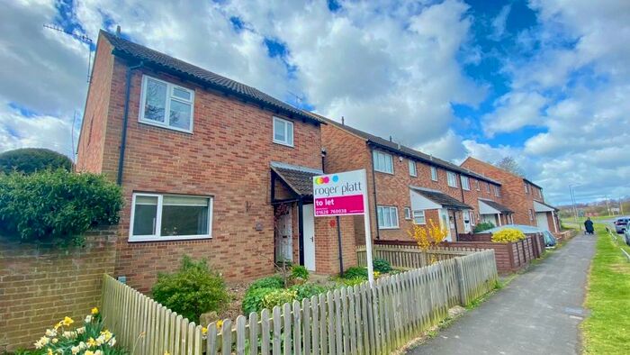 1 Bedroom Maisonette To Rent In James Close, Marlow, SL7