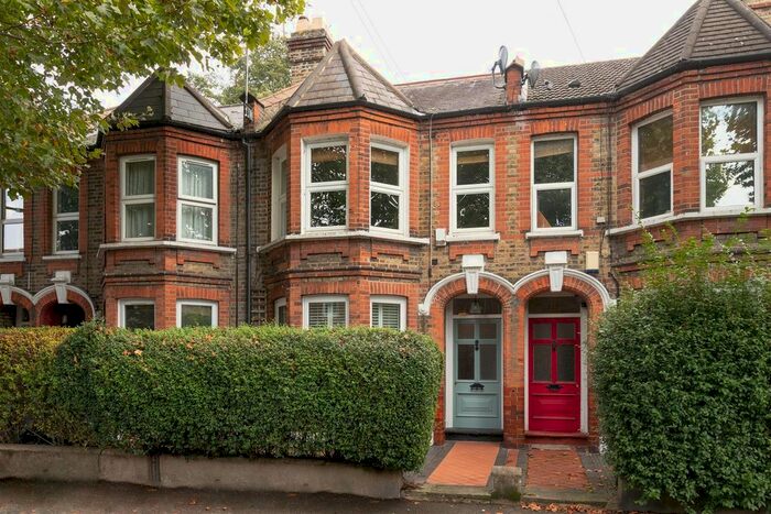 1 Bedroom Flat To Rent In Edward Road, London, E17