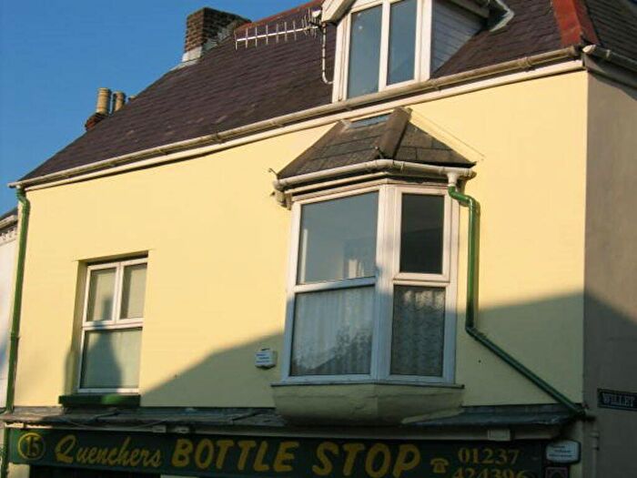 1 Bedroom Flat To Rent In Chingswell Street, Bideford, Devon, EX39