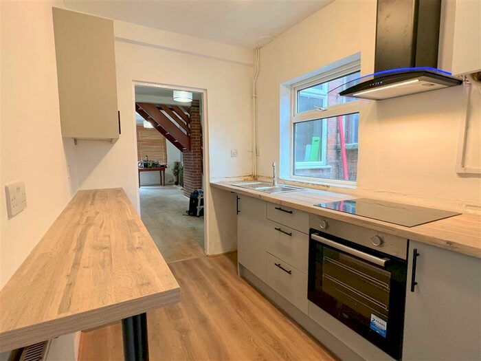 3 Bedroom House To Rent In Burder Street, Loughborough, LE11